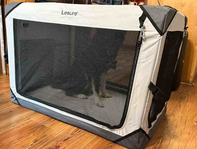 lesure fabric crate for dogs 
